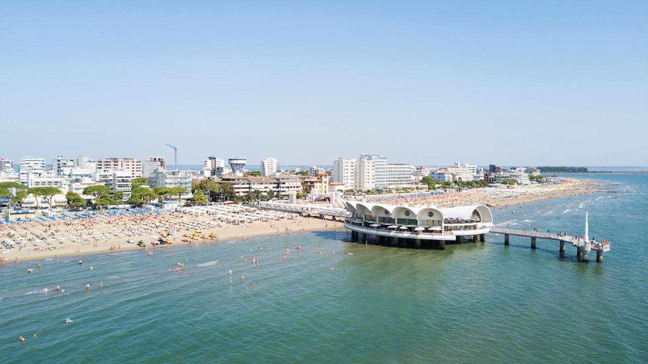 Villaggio Laura Lignano Sabbiadoro Eksteriør bilde